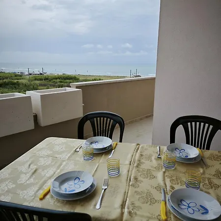 L19 - Trilocale Con Vista Mare