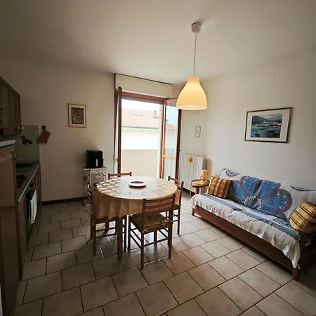 L19 - Trilocale Con Vista Mare Macerata