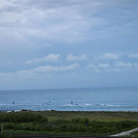 L19 - Trilocale Con Vista Mare דירה